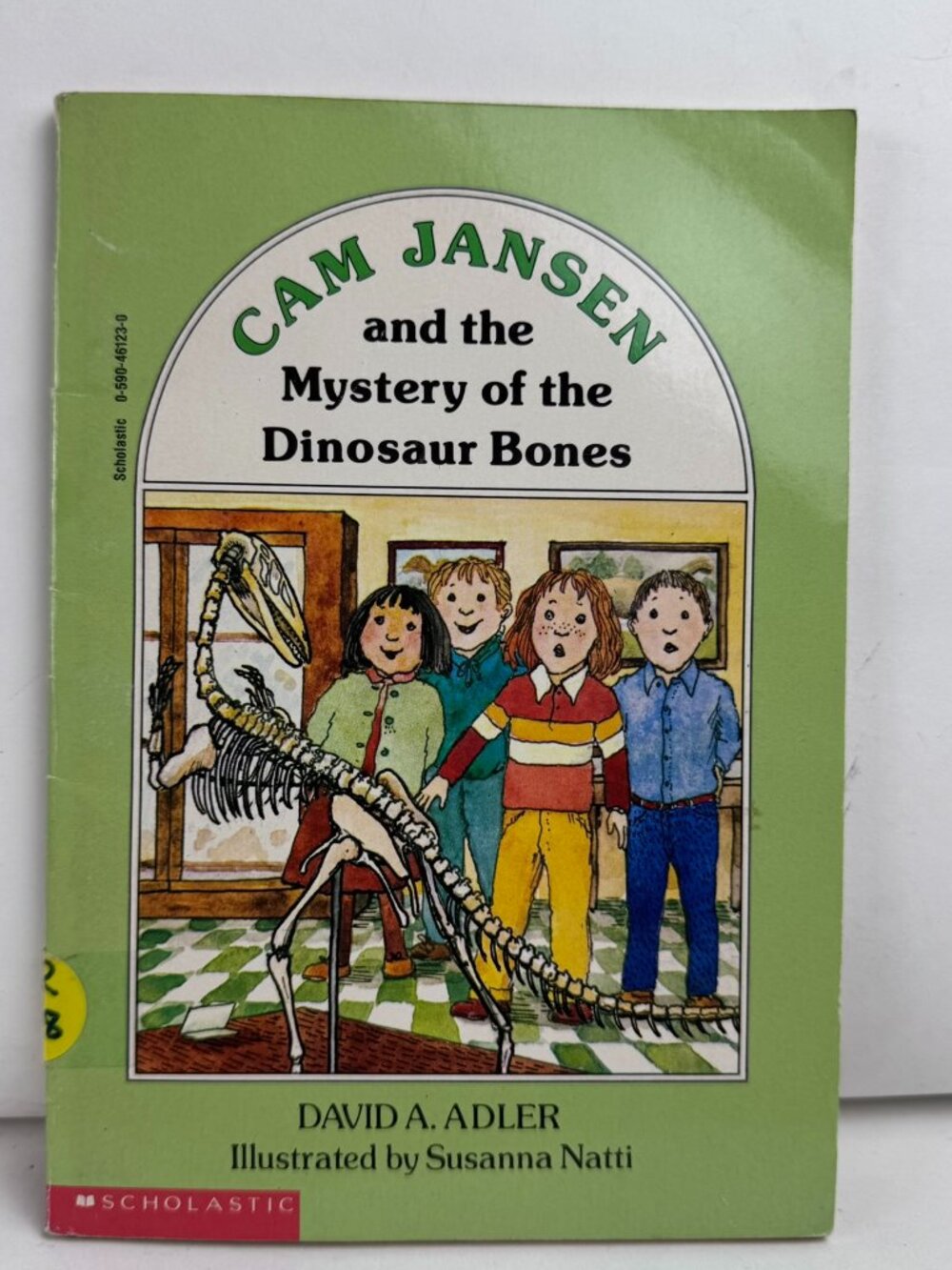 Cam Jansen Mystery Dinosaur Bones David Adler Scholastic 0-590-46123-0 Paperback